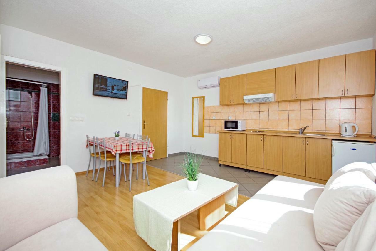 Apartments Solis ماكارسكا المظهر الخارجي الصورة